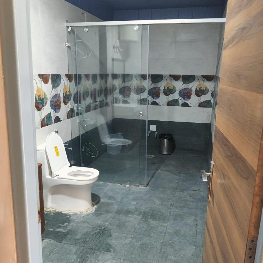 Hotel Pearl Residency Mukteshwar Exteriör bild